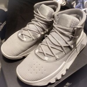 Under Armour SC Stephen Curry Basketball Shoes 6.5